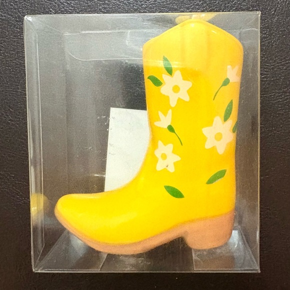 Western Gift Set- Keychain, Mini Vase, Tray, Light, Bottle Opener - Picture 5 of 7